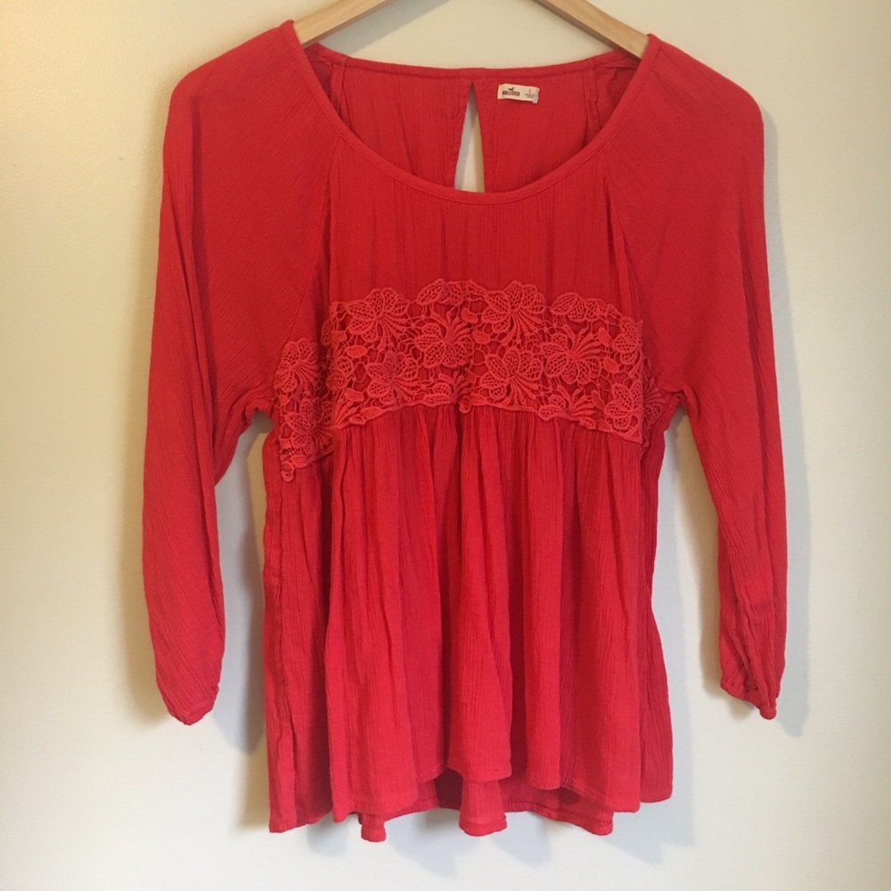 Hollister | Orange Flowy Top. Size Small